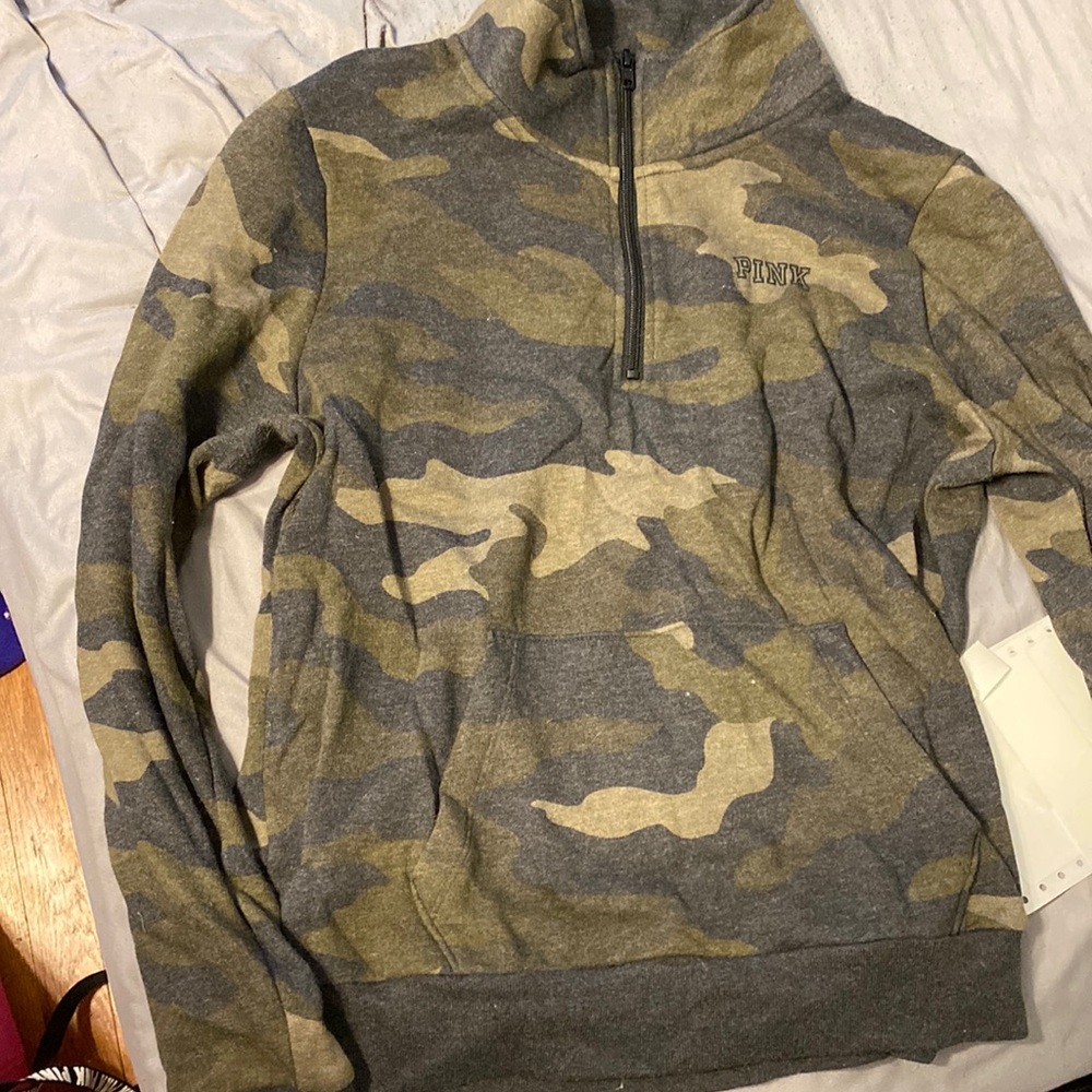 Victoria secret cameo pull over